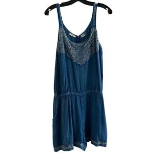 Raya Sun Boho Denim Romper Medium Crochet Lace Chambray Sleeveless Pockets Women